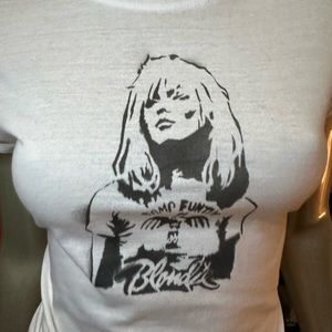 T-shirt AMPLIFIED Blondie Face Strass Occhi Rosa – Taglia 36/38 – Nuova Senza Etichette